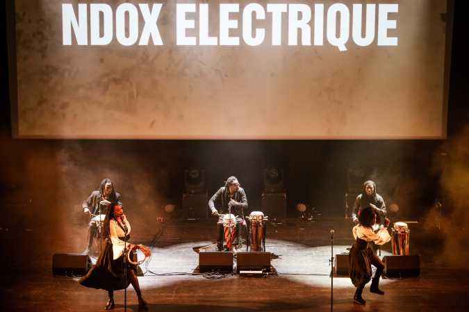  Ndox Electrique in TivoliVredenburg by Jelmer de Haas